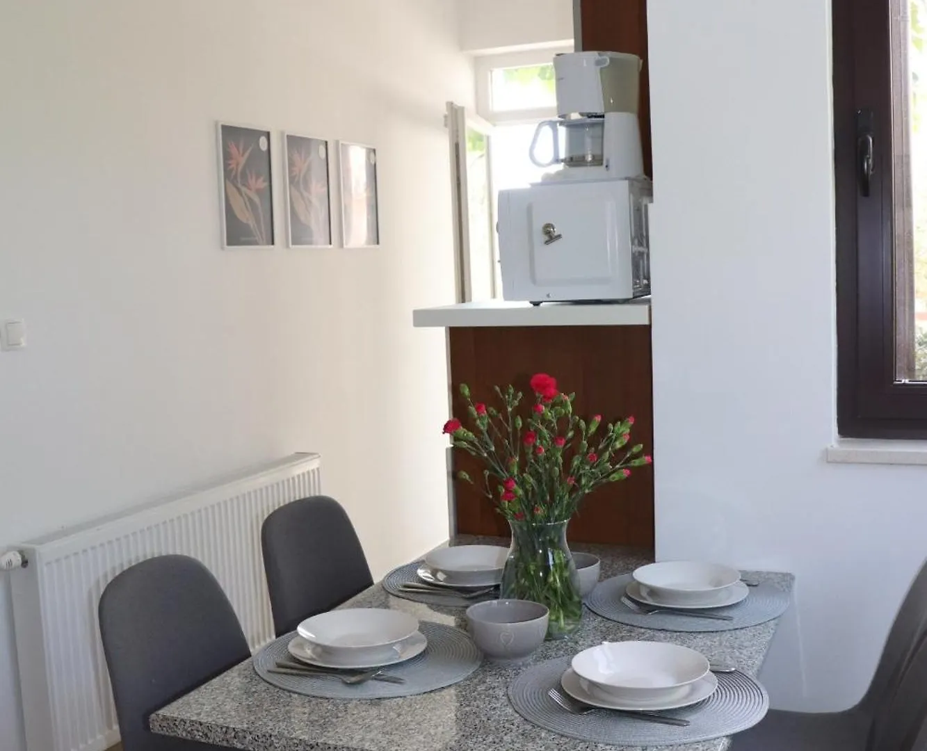 Pensiune Apartments And Rooms With Parking Space Krk - 5294 Veglia